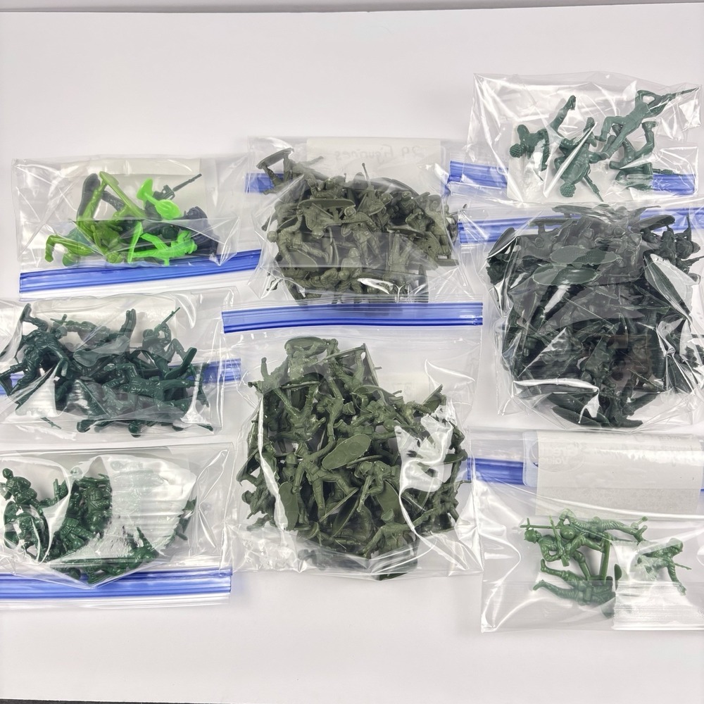 Toy Soldiers Lot of 206 Green Army Men Plastic Figures Various Sizes Rinco